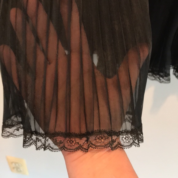 Vintage 1960s Vanity Fair Black Sheer Lingerie Size Medium. - Picture 4 of 9